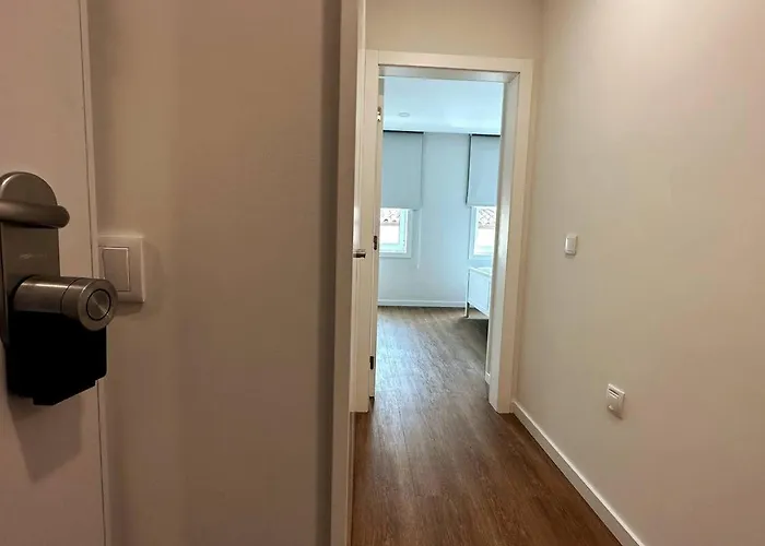 Up Lavie Trix Apartment *